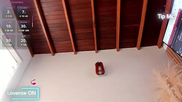 neo dimou  online show from September 25, 2025, 12:11 pm