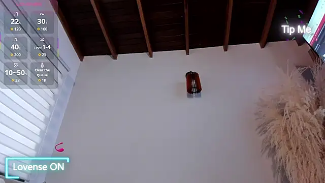 neo dimou  online show from September 17, 2025, 11:23 am