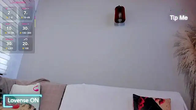 neo dimou  online show from October 15, 2025, 11:51 am