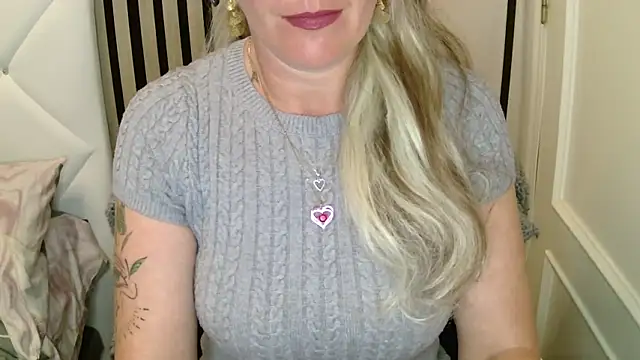 xxNoeliaxx online show from March 21, 2026, 8:19 am