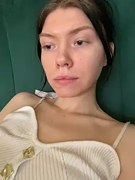 Snapshot of Lisaaa_Alisa chatting on January 13, 2026, 3:43 am Lisaaa Alisa online show from January 13, 2026, 3:43 am