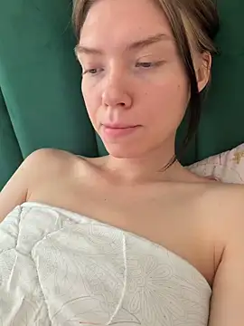 Snapshot of Lisaaa_Alisa chatting on June 18, 2026, 7:29 am Lisaaa Alisa online show from June 18, 2026, 7:29 am