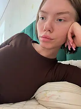 Snapshot of Lisaaa_Alisa chatting on July 23, 2026, 4:21 am Lisaaa Alisa online show from July 23, 2026, 4:21 am