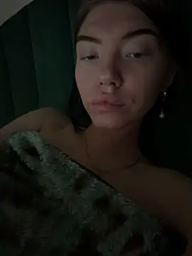 Lisaaa Alisa online show from March 22, 2026, 9:05 pm