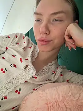 Snapshot of Lisaaa_Alisa chatting on June 13, 2026, 11:19 am Lisaaa Alisa online show from June 13, 2026, 11:19 am