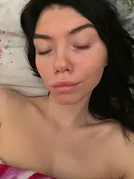 Lisaaa Alisa online show from September 15, 2025, 4:13 am