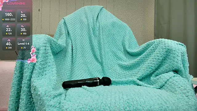 Snapshot of oliviiaa chatting on January 16, 2026, 12:14 am oliviiaa online show from January 16, 2026, 12:14 am