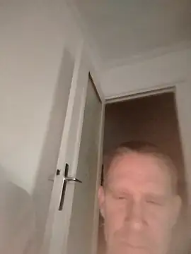 Snapshot of Blondinet92 chatting on October 12, 2025, 5:03 pm Blondinet92 online show from October 12, 2025, 5:03 pm