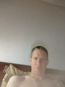 Snapshot of Blondinet92 chatting on September 19, 2025, 9:52 pm Blondinet92 online show from September 19, 2025, 9:52 pm