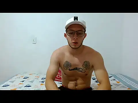 king-Randal online show from May 12, 2026, 3:58 am