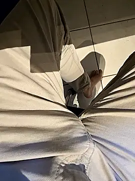 Snapshot of Lorent6969 chatting on November 7, 2025, 9:36 am Lorent6969 online show from November 7, 2025, 9:36 am