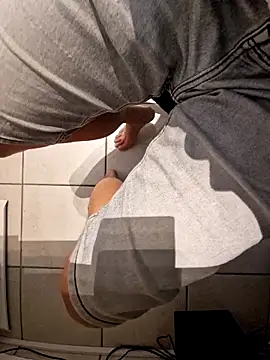 Snapshot of Lorent6969 chatting on September 15, 2025, 6:14 am Lorent6969 online show from September 15, 2025, 6:14 am