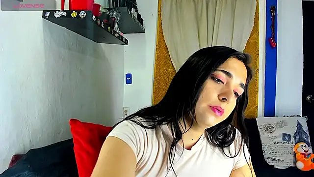 SARAMISHA online show from March 24, 2026, 9:15 pm