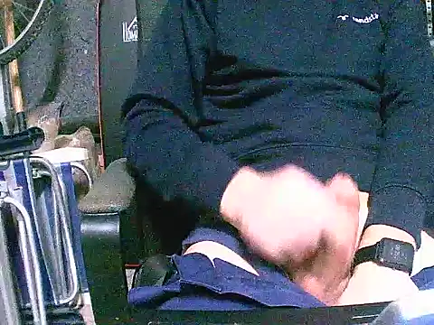 Snapshot of dar12173 chatting on March 2, 2026, 7:26 am dar12173 online show from March 2, 2026, 7:26 am