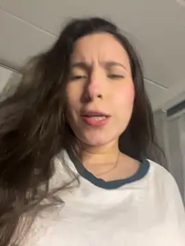 LittleDoll    online show from November 14, 2025, 10:35 pm