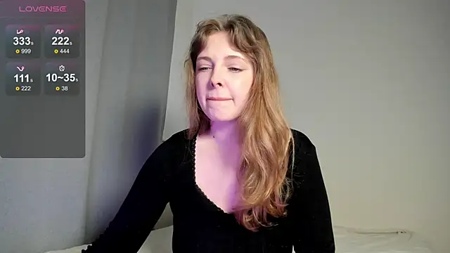mercedescutee online show from January 22, 2025, 1:53 pm