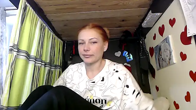 HarleyQuinn 69 online show from September 29, 2025, 9:05 am