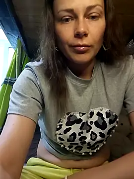 HarleyQuinn 69 online show from May 22, 2026, 10:24 am
