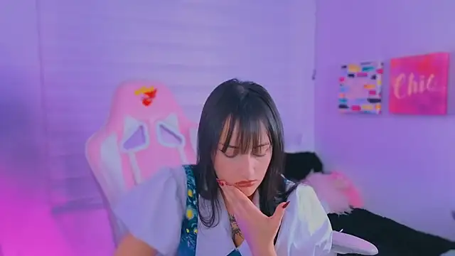 Sara  Ramirez online show from September 26, 2025, 3:46 am