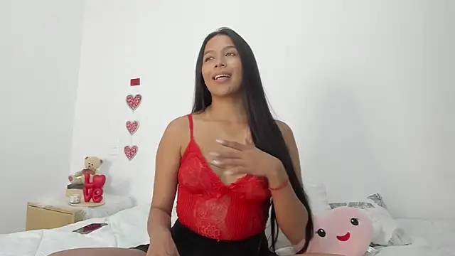 Snapshot of rouse_4 chatting on February 14, 2026, 7:14 pm rouse 4 online show from February 14, 2026, 7:14 pm