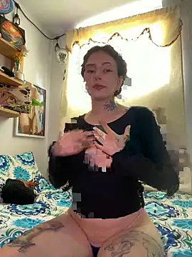 Snapshot of LiliJones_ chatting on January 31, 2026, 7:12 pm LiliJones online show from January 31, 2026, 7:12 pm