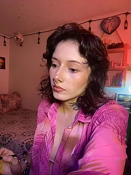 LiliJones  online show from February 25, 2026, 5:13 pm