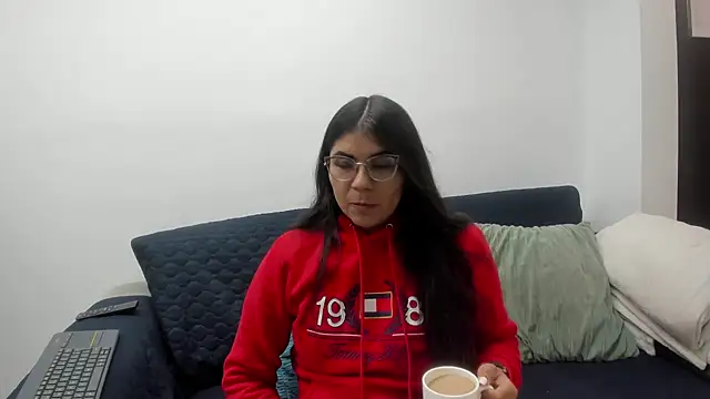 Snapshot of Luna_Dumont chatting on September 28, 2025, 11:28 am Luna Dumont online show from September 28, 2025, 11:28 am