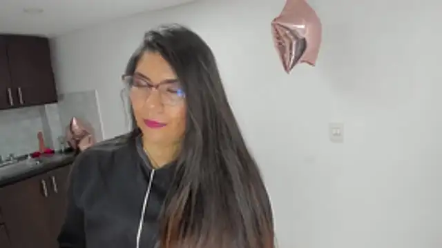 Luna Dumont online show from February 7, 2026, 11:18 am