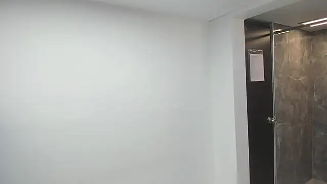 Snapshot of Luna_Dumont chatting on October 19, 2025, 11:24 am Luna Dumont online show from October 19, 2025, 11:24 am