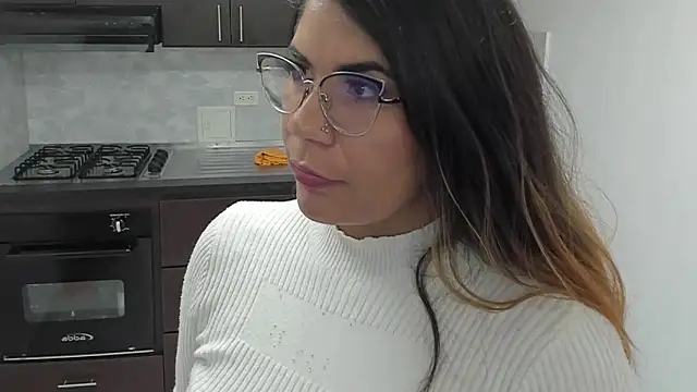 Snapshot of Luna_Dumont chatting on March 18, 2025, 11:11 am Luna Dumont online show from March 18, 2025, 11:11 am