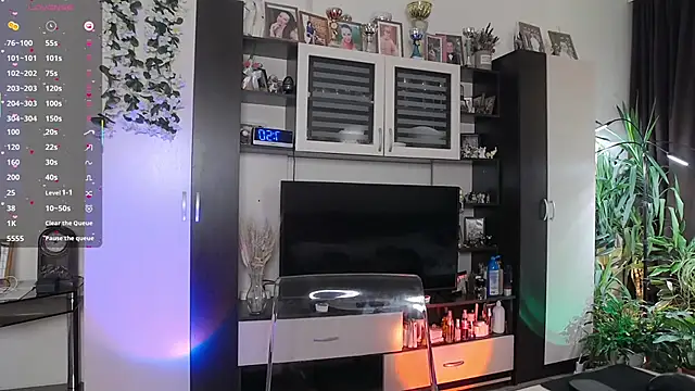 SheilaRyan online show from March 13, 2026, 4:50 am