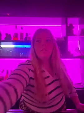 LizzyLush  online show from March 22, 2025, 10:04 pm