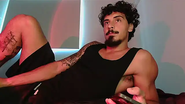 milkoffe online show from March 11, 2026, 1:38 pm