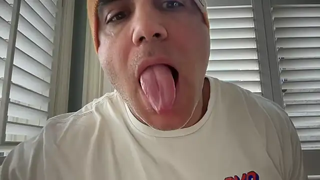 Bad daddy21 online show from January 12, 2026, 6:15 pm