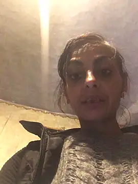 Snapshot of ChantalXOrchid chatting on October 22, 2025, 3:33 pm ChantalXOrchid online show from October 22, 2025, 3:33 pm