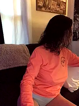 SidneyRaee online show from October 27, 2025, 6:31 pm