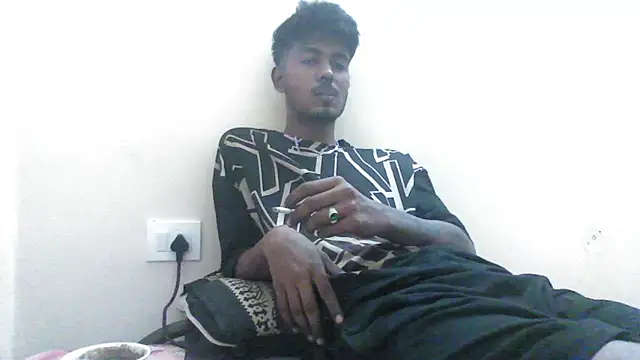 just fucks online show from October 5, 2025, 8:43 pm