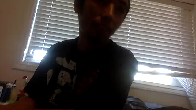 Snapshot of lilboygonewild chatting on September 8, 2025, 10:53 pm lilboygonewild online show from September 8, 2025, 10:53 pm