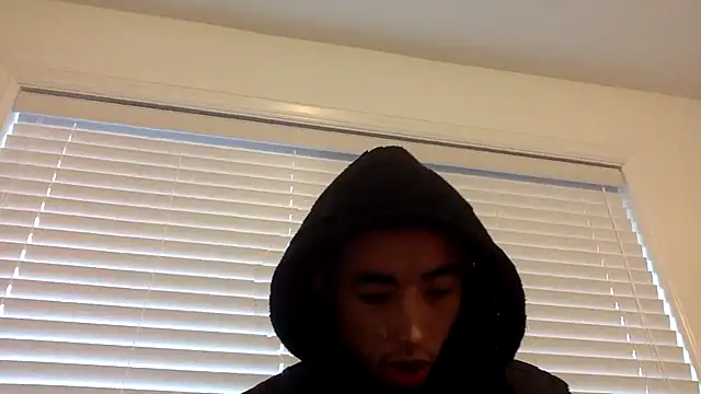 Snapshot of lilboygonewild chatting on November 15, 2025, 4:11 pm lilboygonewild online show from November 15, 2025, 4:11 pm