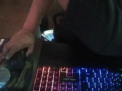 Snapshot of MauroALEXIS chatting on November 17, 2025, 10:25 pm MauroALEXIS online show from November 17, 2025, 10:25 pm