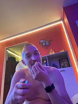 Snapshot of Denislamalice34 chatting on September 11, 2025, 8:09 pm Denislamalice34 online show from September 11, 2025, 8:09 pm