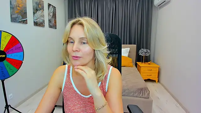 Sinty Devis online show from March 22, 2025, 6:03 pm