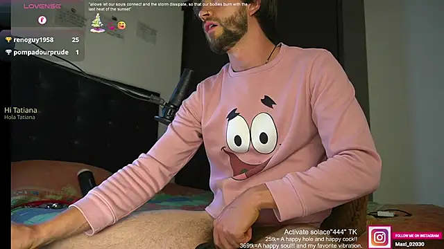 Snapshot of just_maxii chatting on February 9, 2025, 1:44 am just maxii online show from February 9, 2025, 1:44 am