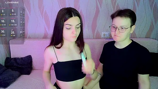  crazy baby  online show from October 22, 2025, 8:08 pm