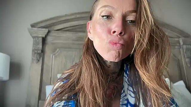 KadaLove69 online show from April 9, 2026, 10:05 pm