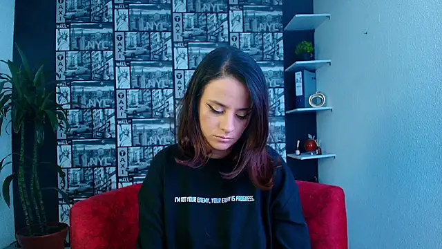 kassandra james online show from April 13, 2026, 1:04 pm