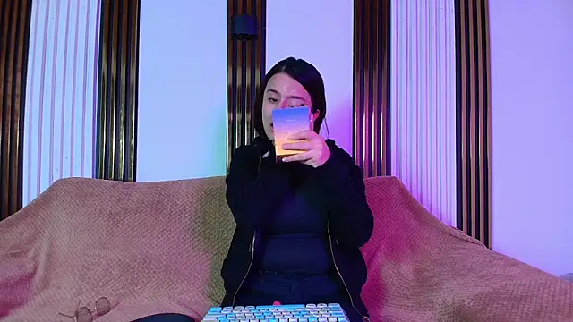 Snapshot of kassandra_james chatting on February 21, 2026, 1:24 pm kassandra james online show from February 21, 2026, 1:24 pm