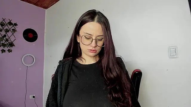 Snapshot of kassandra_james chatting on January 24, 2025, 3:24 pm kassandra james online show from January 24, 2025, 3:24 pm