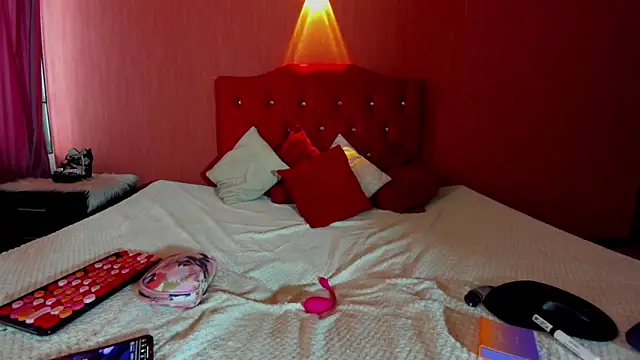 Snapshot of kassandra_james chatting on January 6, 2026, 1:04 pm kassandra james online show from January 6, 2026, 1:04 pm