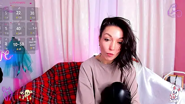 jessica tiny online show from May 13, 2026, 1:23 am